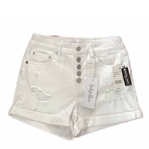 Indigo Rein Women's Ripped White Stretch Denim Shorts Size: 9/28 (NWT) - Picture 3 of 6